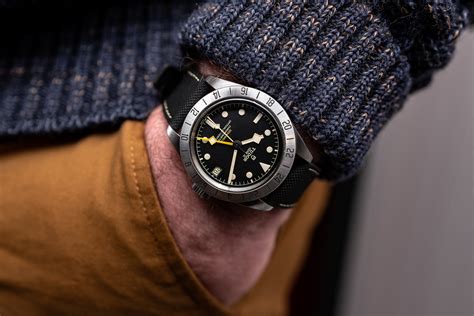 【F】 Tudor Black Bay Pro — Review .